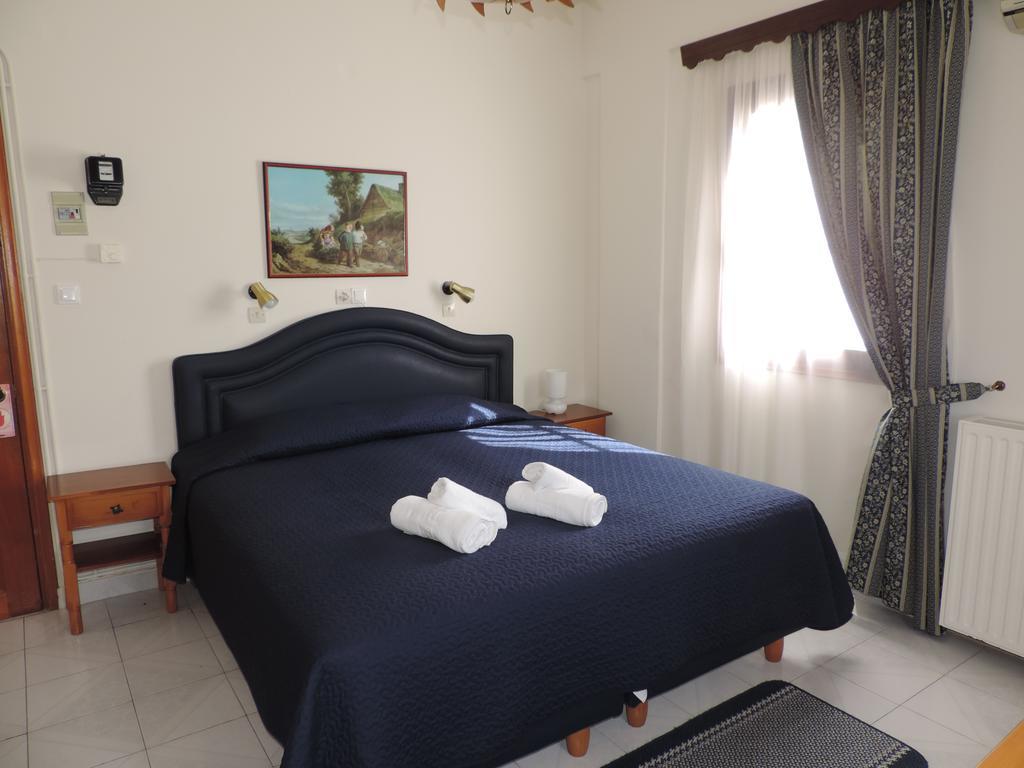 Victoria Studios Spetses Town Exterior photo